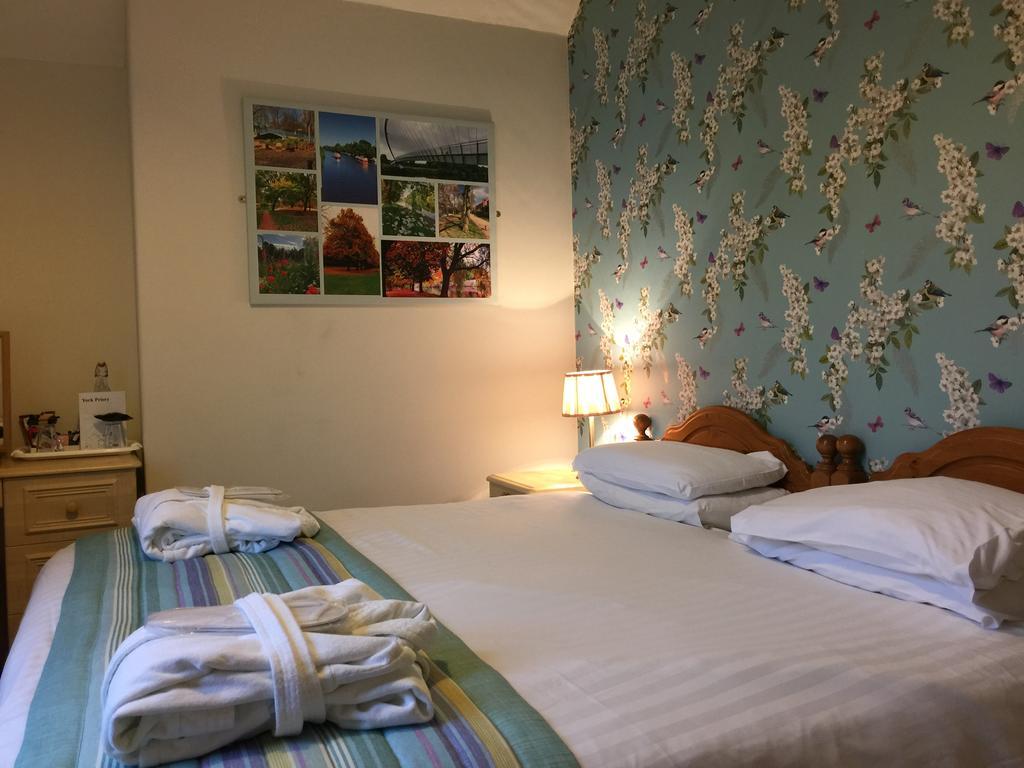 The York Priory Hotel Kültér fotó